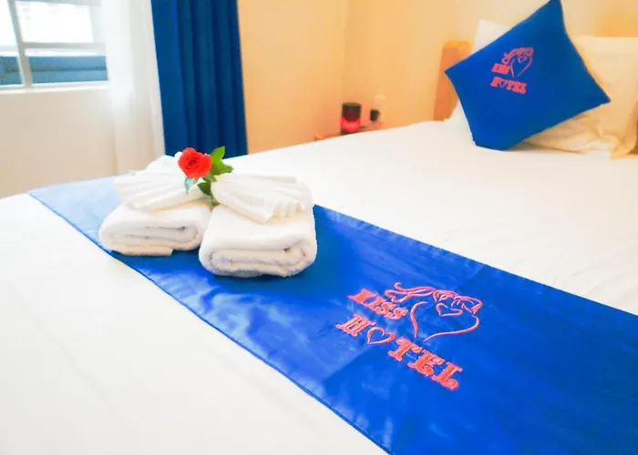 HIKARI KIS\'S Hotel Tân Bình